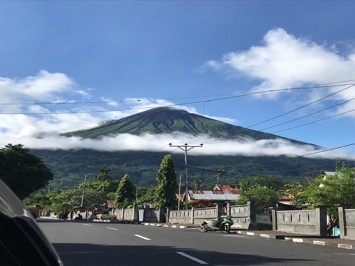 Aini Home Stay Ternate Buitenkant foto